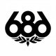686