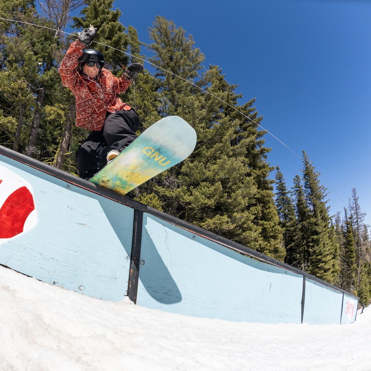 GNU Gloss C Snowboard 2026