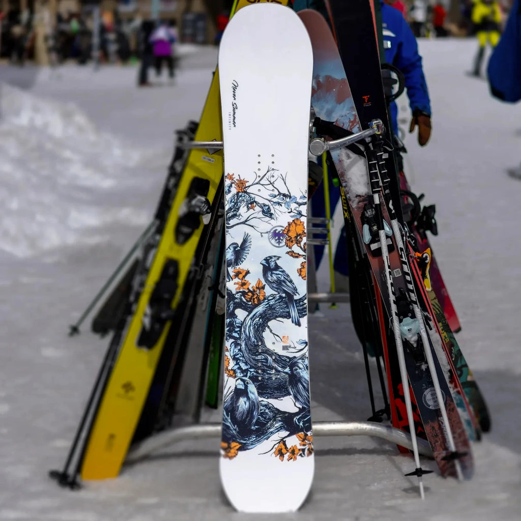 Never Summer Infinity Snowboard 2026