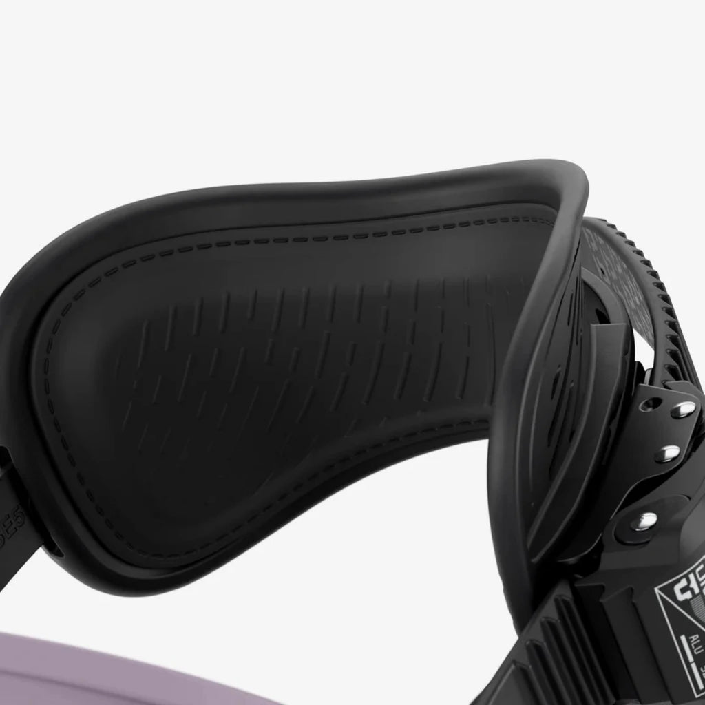 Union Strata Snowboard Bindings 2026